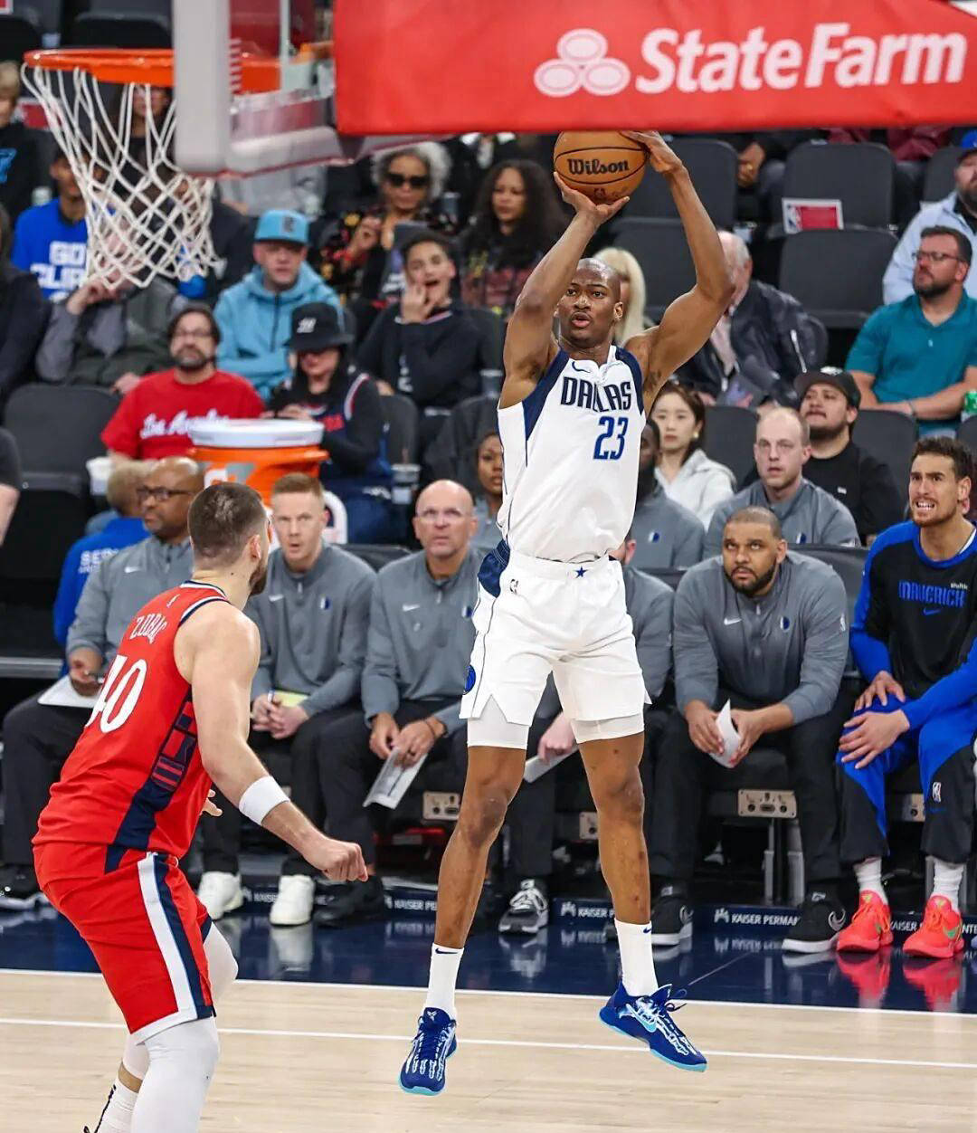 NBA球员凯-琼斯加盟土耳其球队