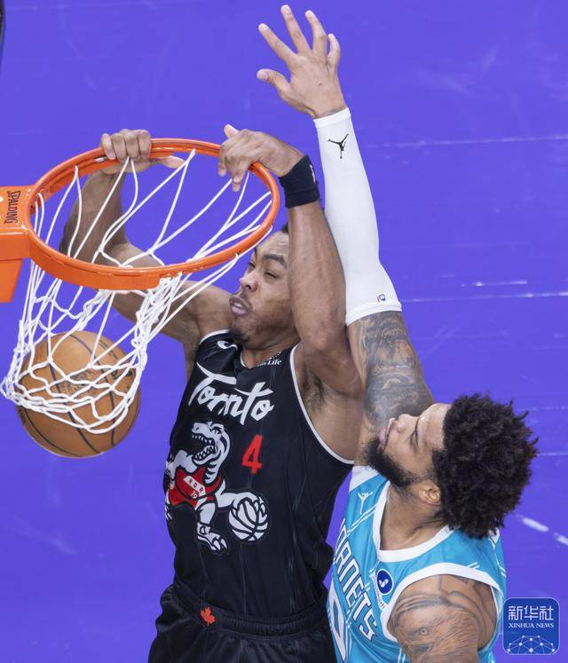 篮球｜NBA常规赛：猛龙胜黄蜂