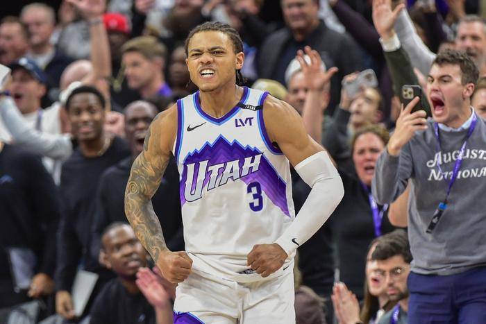NBA官方评本赛季最具突破的5大球星：小里MIP候选，吉迪接近三双