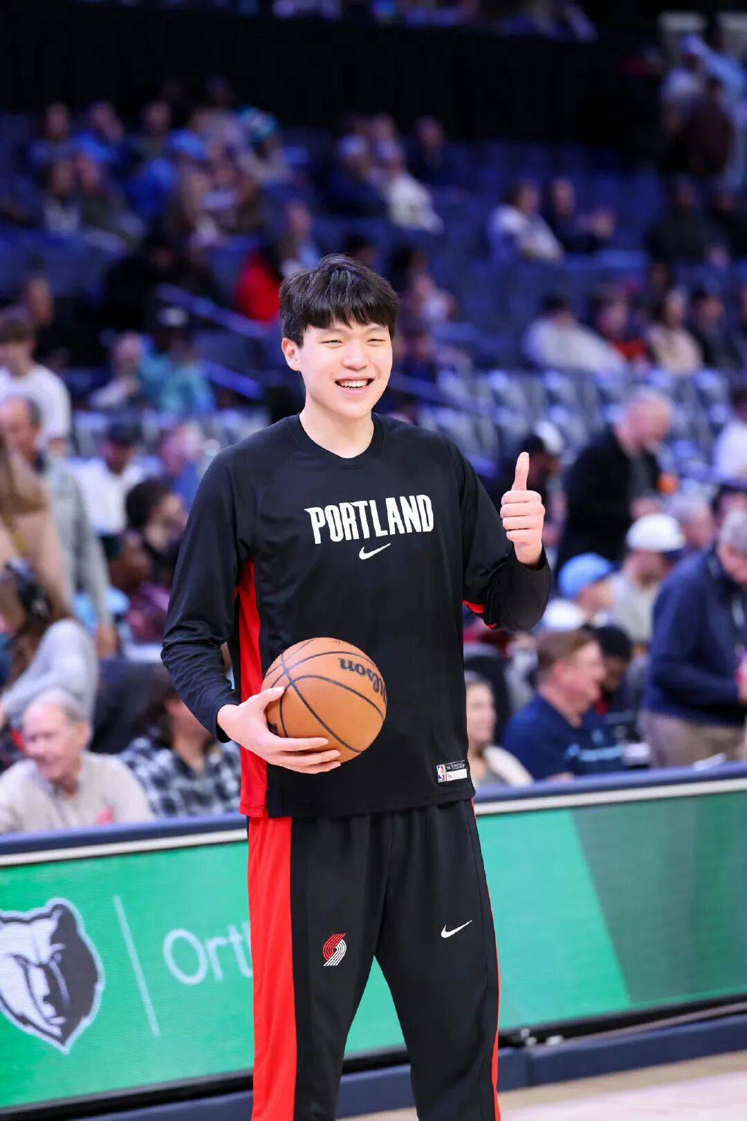 杨瀚森首次在NBA迎来先发，数据一般，但其进步有目共睹！